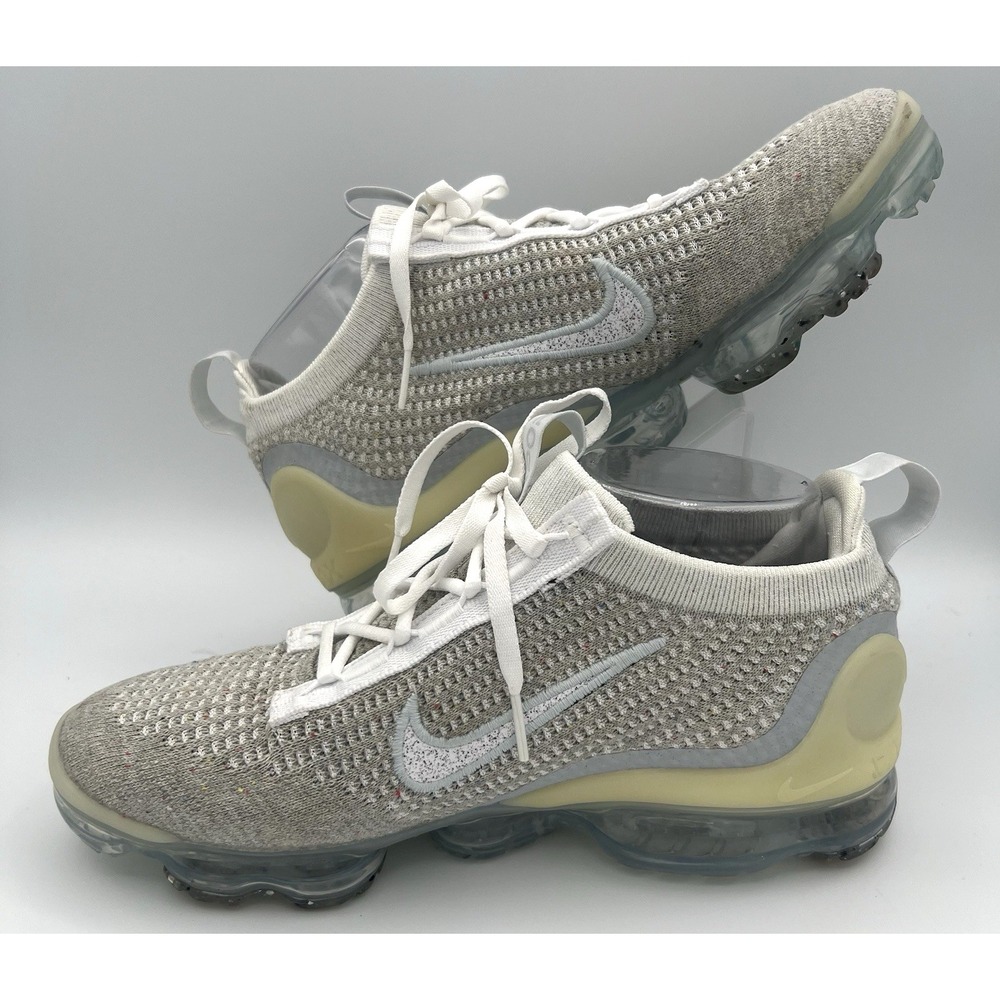 Nike Air VaporMax 2021 Flyknit White Pure Platinum‎ 8.5 Women's DC4112-100 EUC